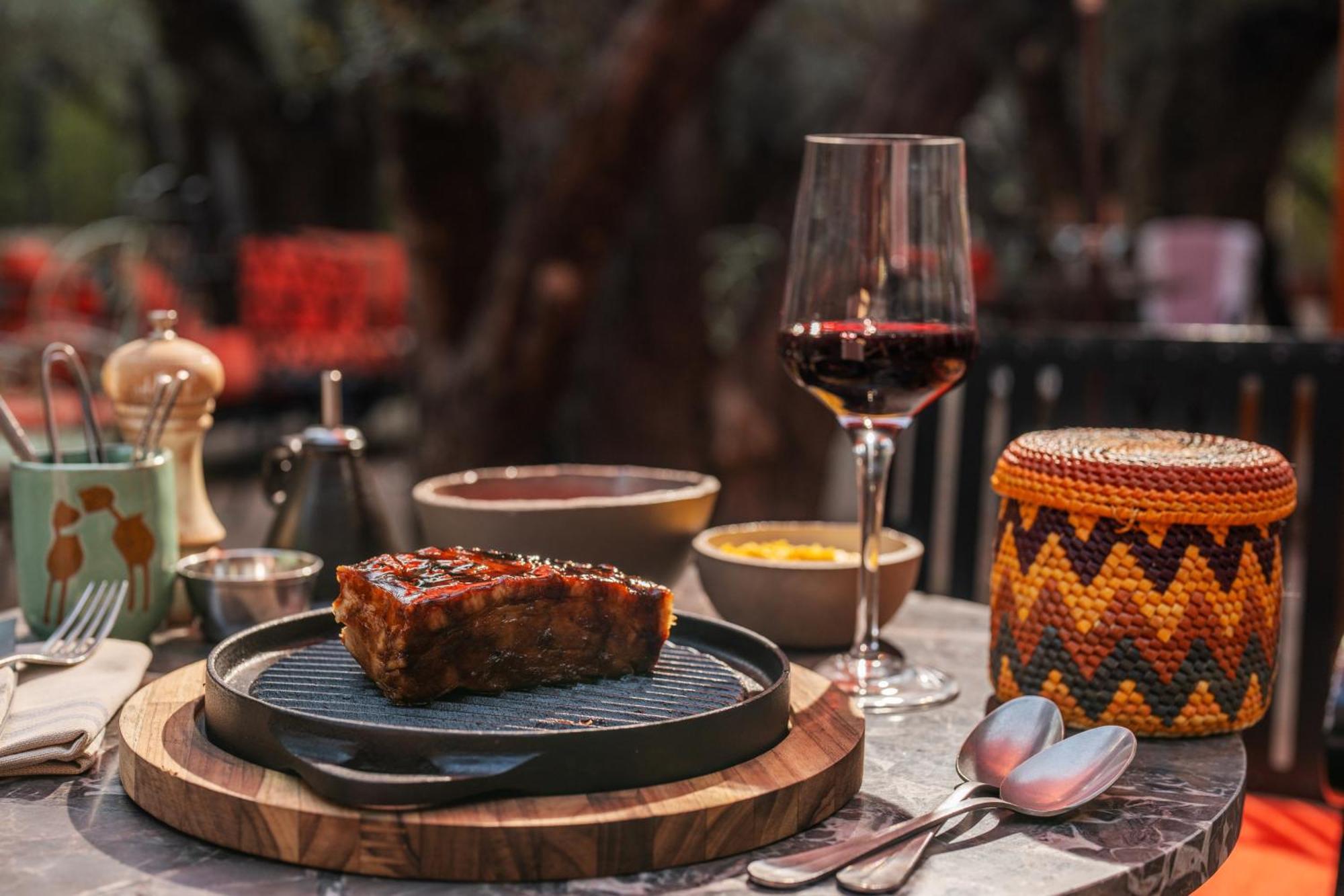 فندق Rosewood ساو باولو المظهر الخارجي الصورة A steak at the restaurant