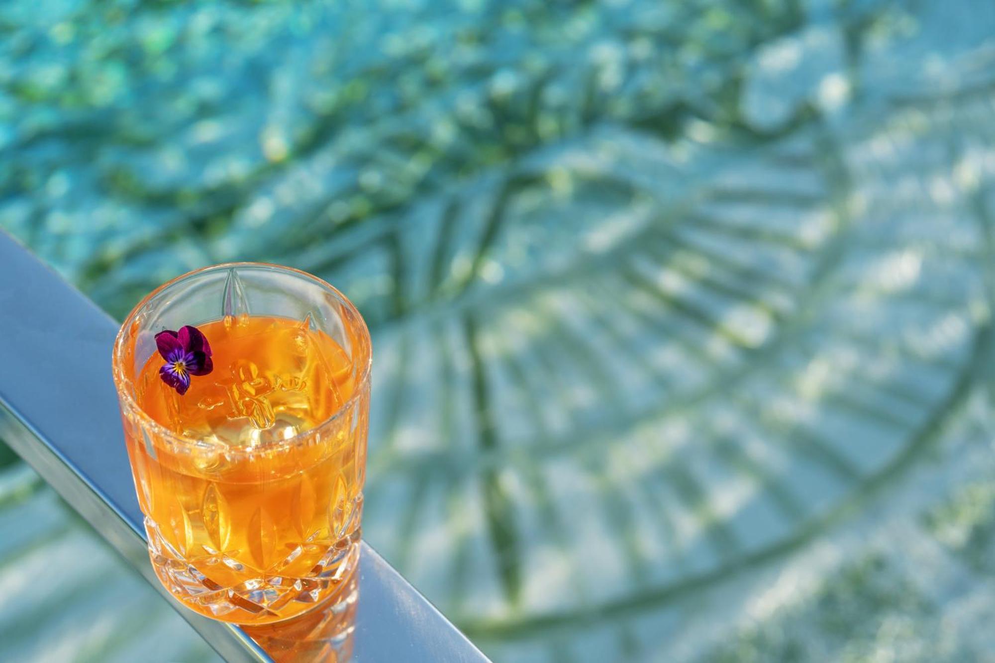 فندق Rosewood ساو باولو المظهر الخارجي الصورة A glass of orange liqueur