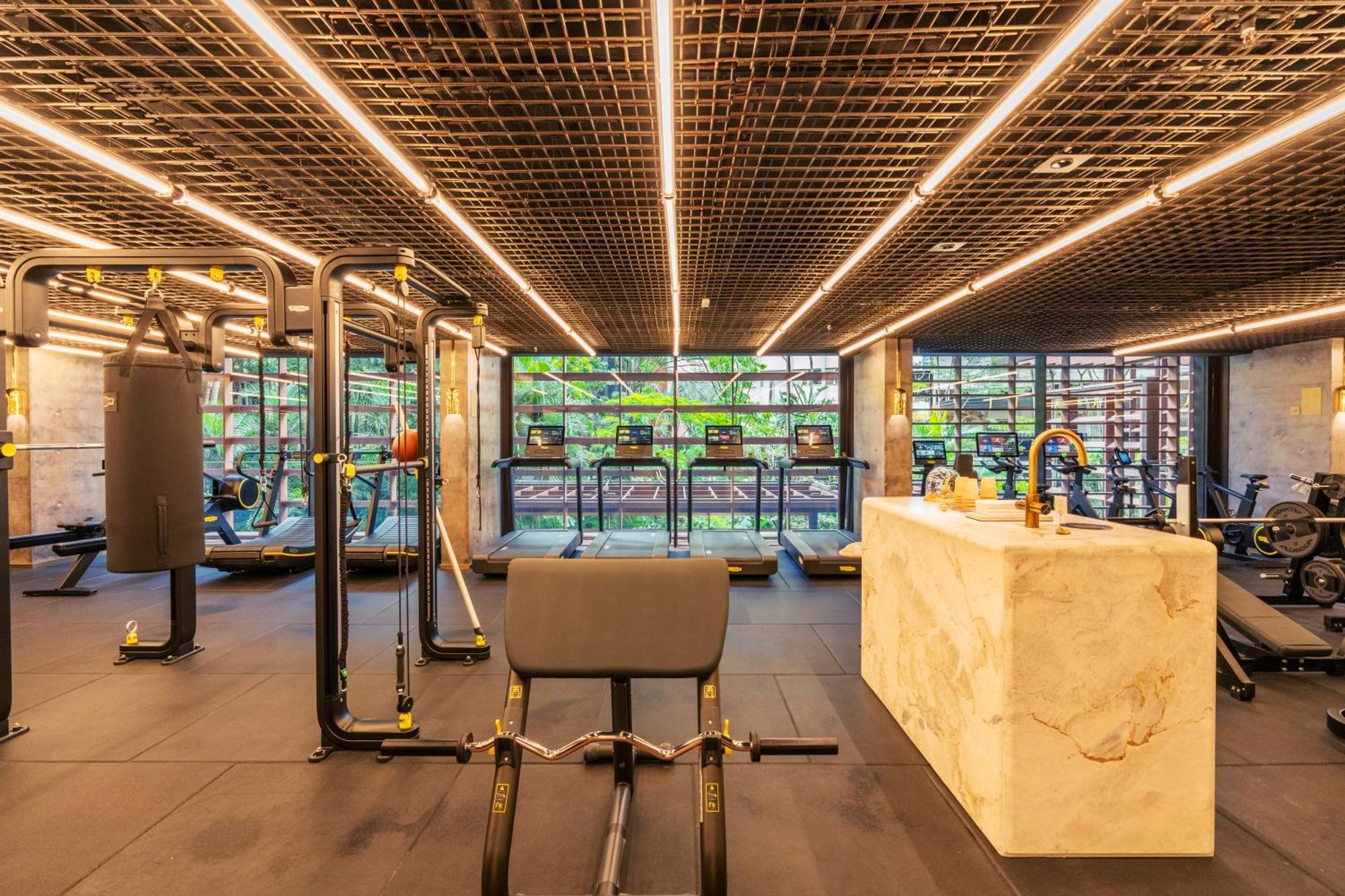 فندق Rosewood ساو باولو المظهر الخارجي الصورة The gym at the hotel